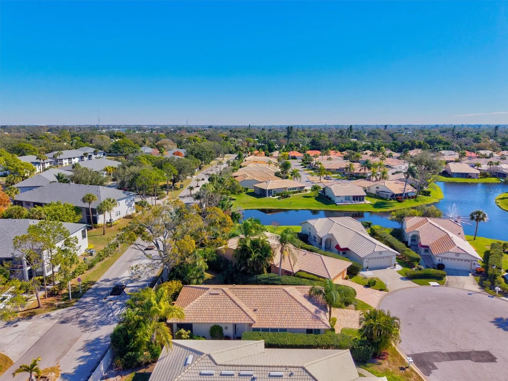 4706 Dundee Drive Bradenton FL 34210