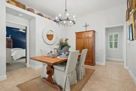 4706 Dundee Drive Bradenton FL 34210