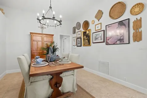 4706 Dundee Drive Bradenton FL 34210