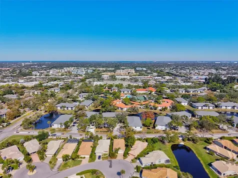 4706 Dundee Drive Bradenton FL 34210