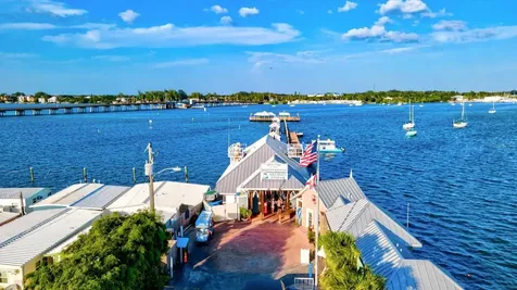 4706 Dundee Drive Bradenton FL 34210