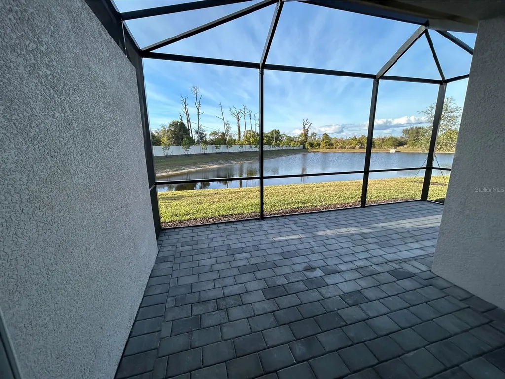 8661 Seasalt Loop Englewood FL 34224