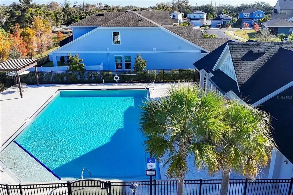 3914 Sunshine Pine Avenue Bradenton FL 34203