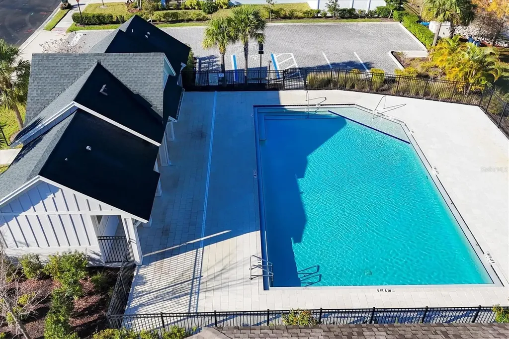 3914 Sunshine Pine Avenue Bradenton FL 34203