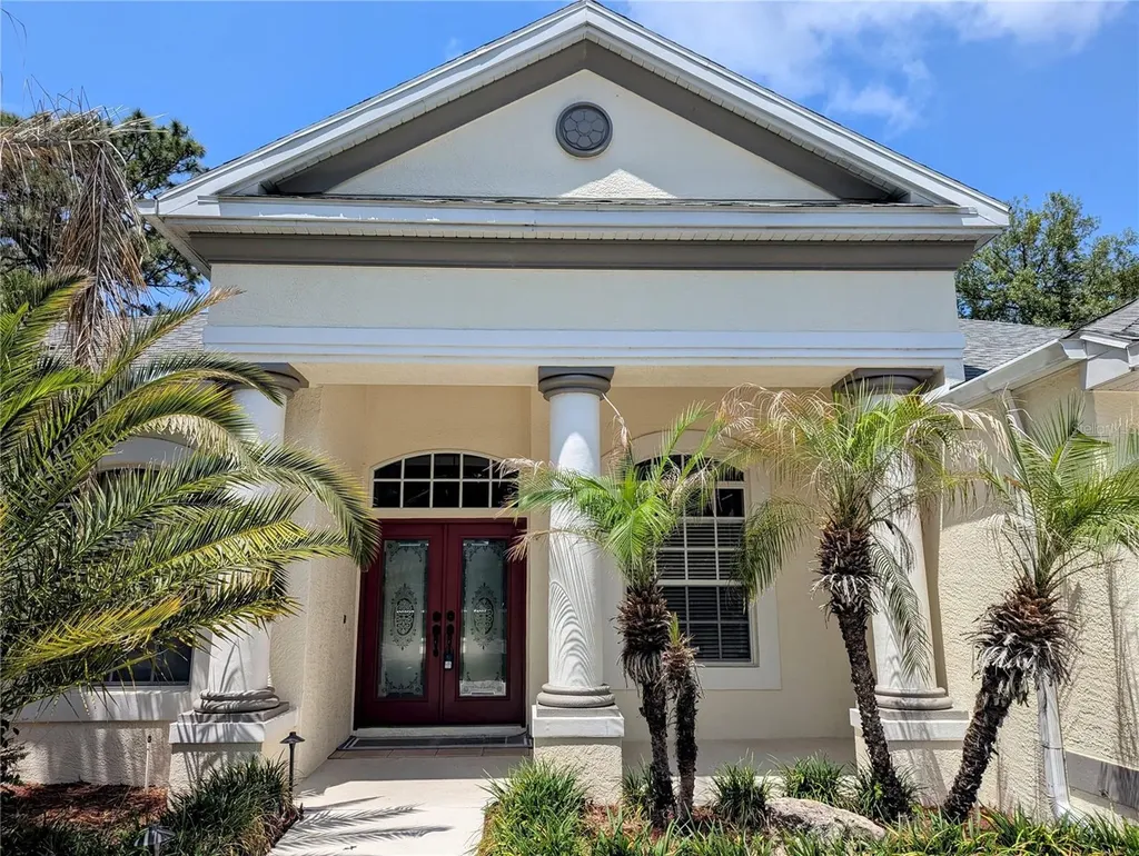 8 Fig Court E Homosassa FL 34446
