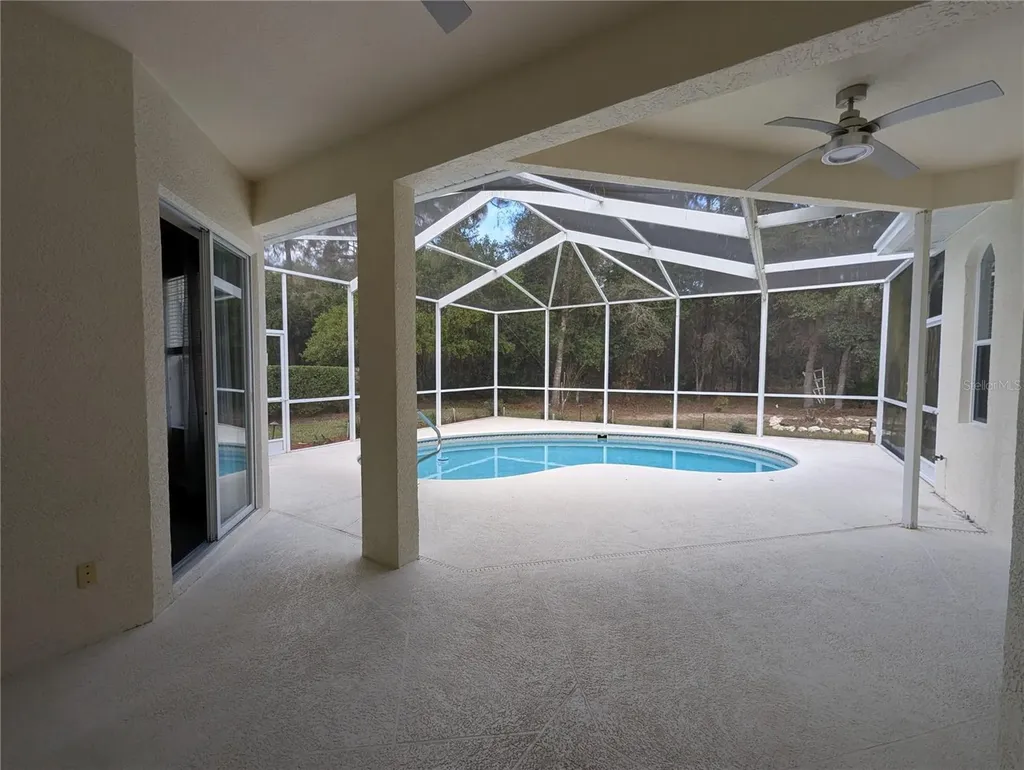 8 Fig Court E Homosassa FL 34446