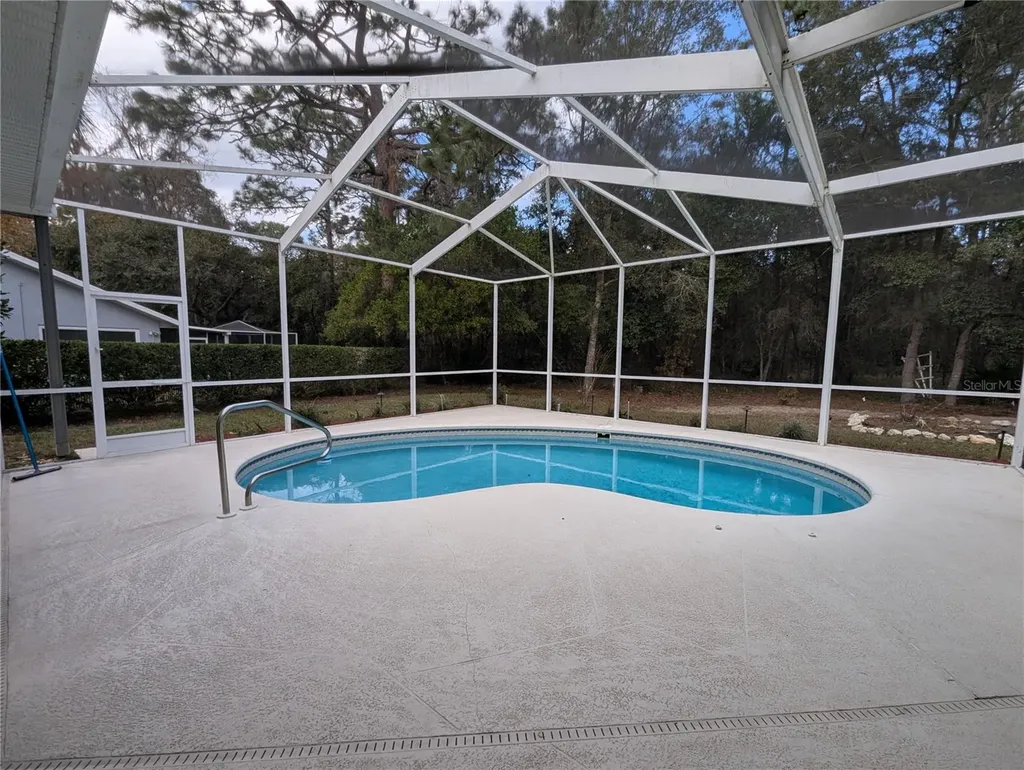 8 Fig Court E Homosassa FL 34446