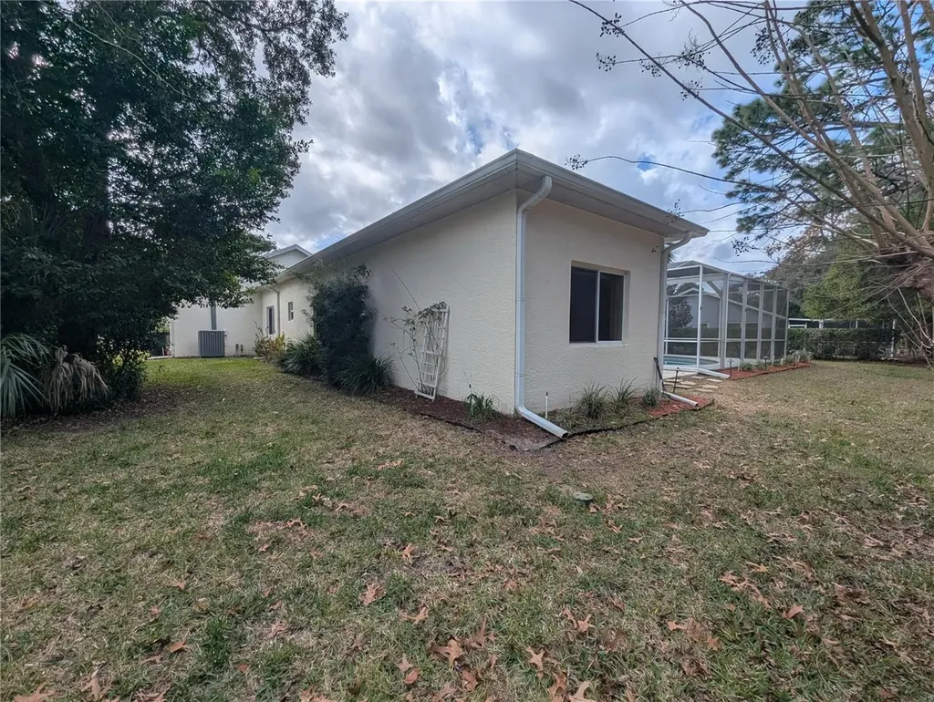 8 Fig Court E Homosassa FL 34446