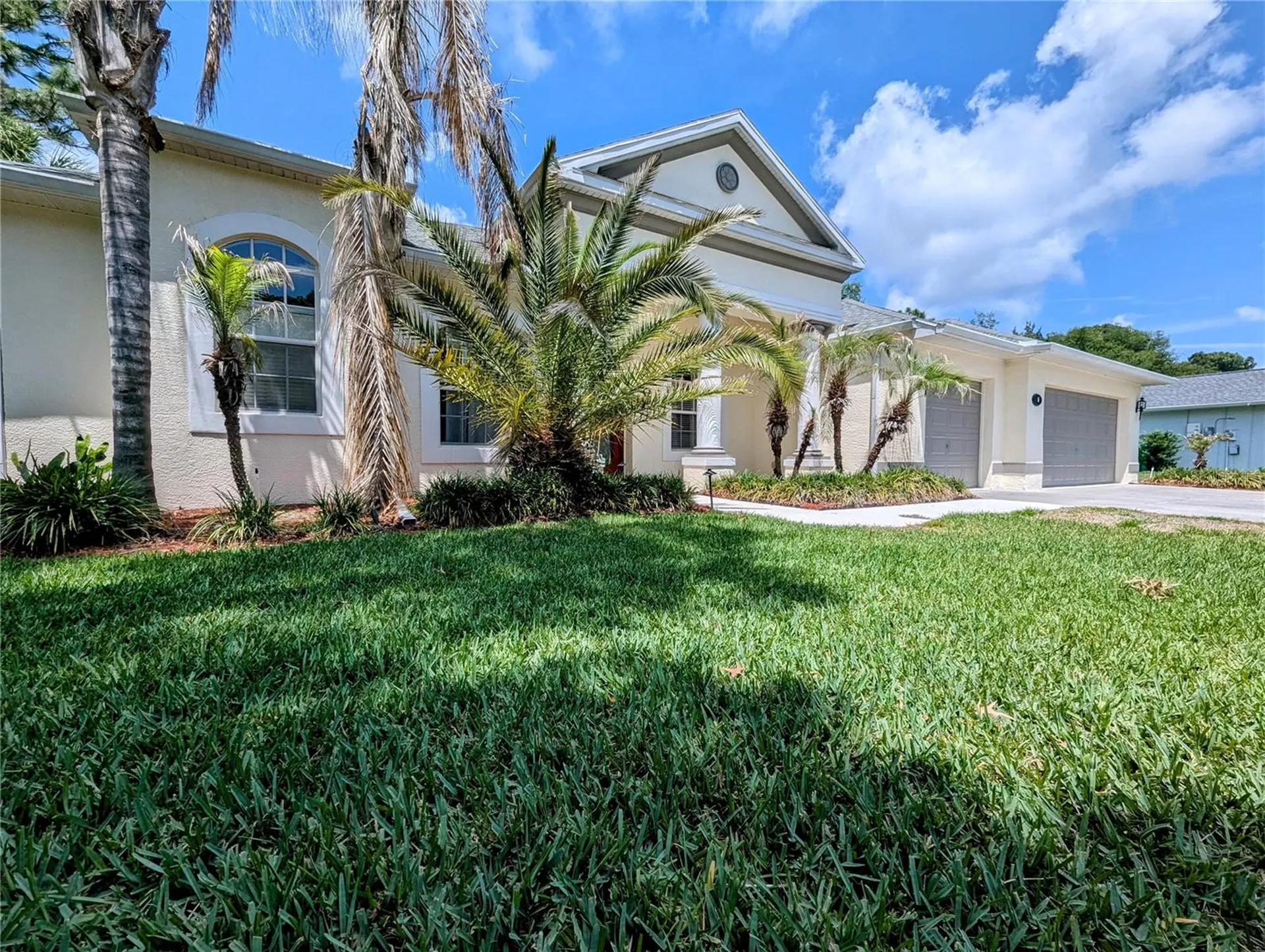 8 Fig Court E Homosassa FL 34446