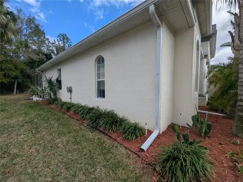8 Fig Court E Homosassa FL 34446