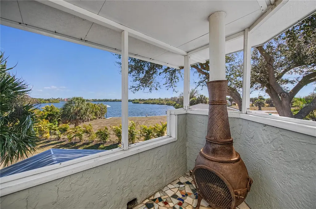 209 Springview Circle NW Port Charlotte FL 33948