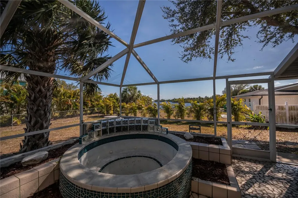 209 Springview Circle NW Port Charlotte FL 33948