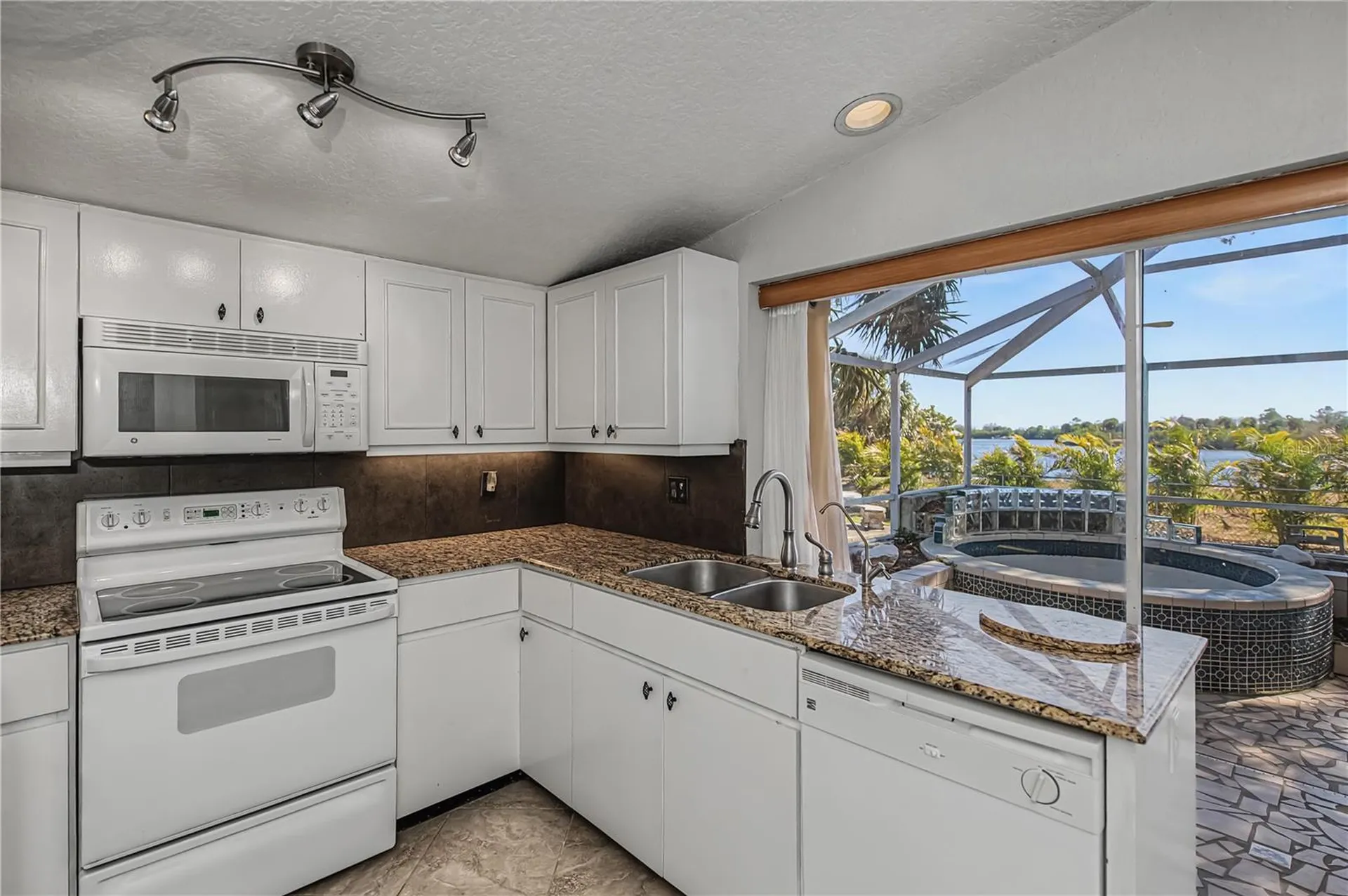 209 Springview Circle NW Port Charlotte FL 33948
