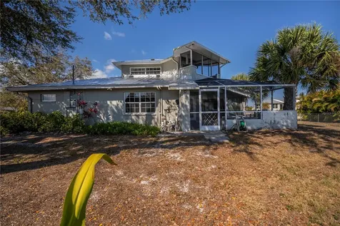 209 Springview Circle NW Port Charlotte FL 33948