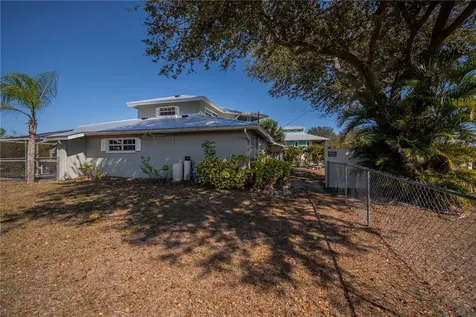 209 Springview Circle NW Port Charlotte FL 33948