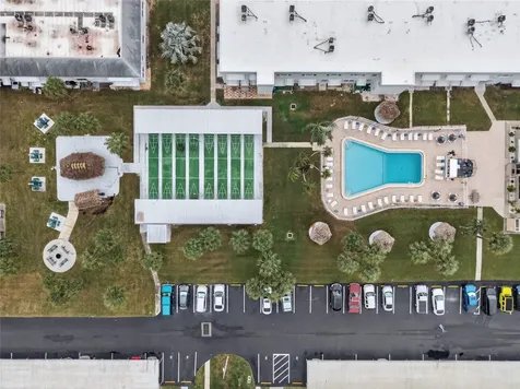 5267 81st Street N St Petersburg FL 33709
