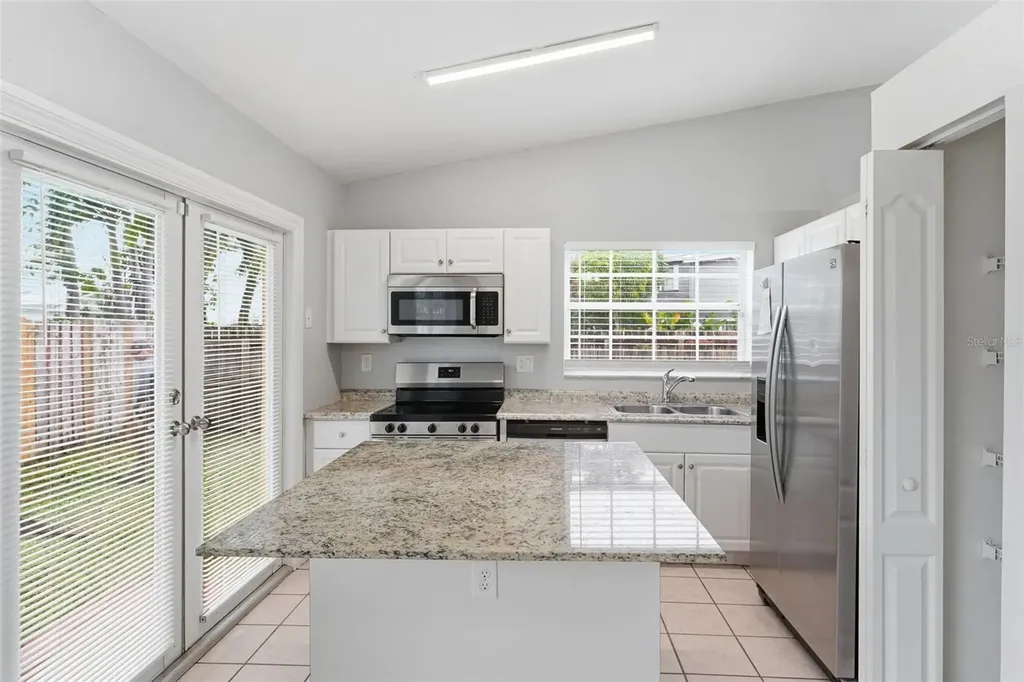 11242 SW 64th Miami FL 33173