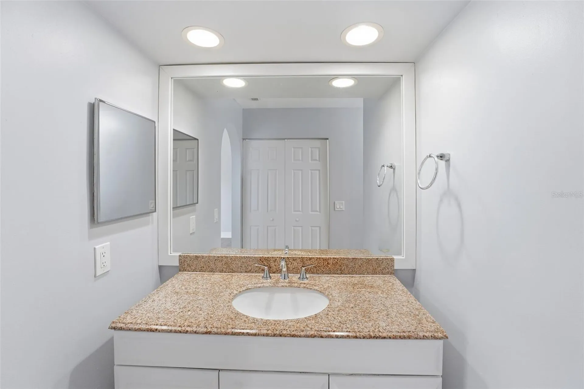 11242 SW 64th Miami FL 33173