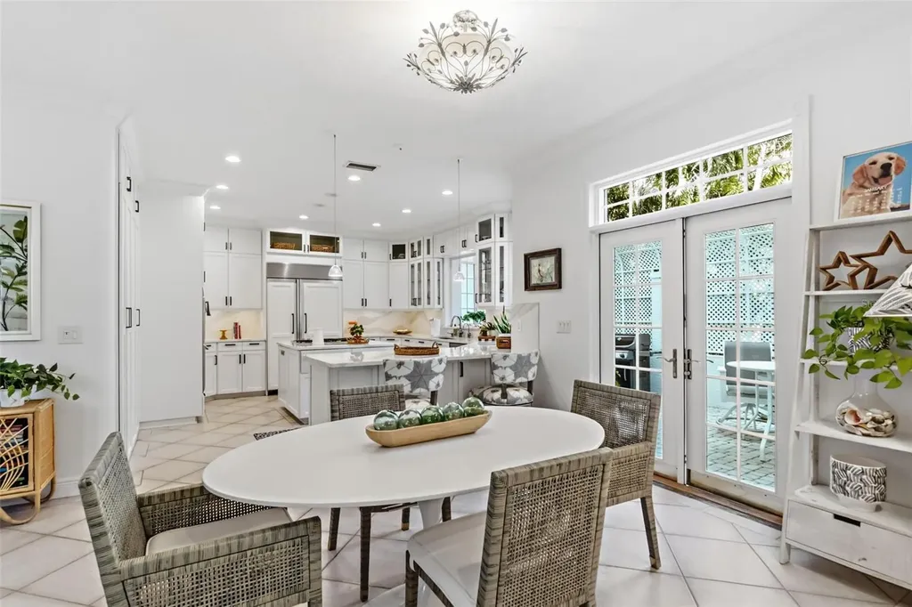 5382 Sandhamn Place Longboat Key FL 34228