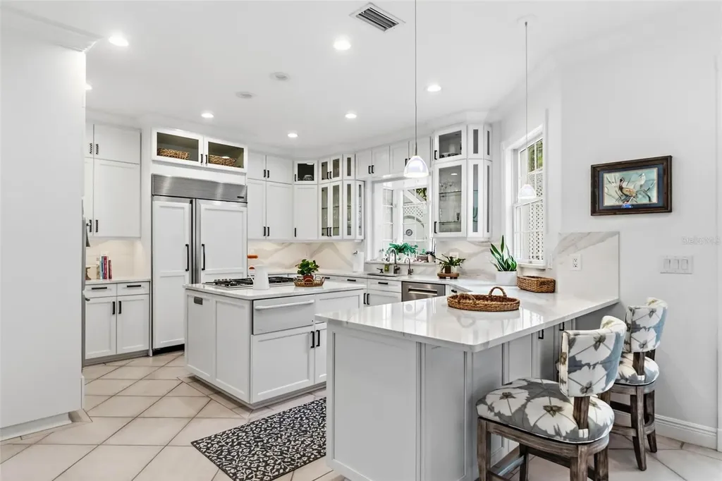 5382 Sandhamn Place Longboat Key FL 34228