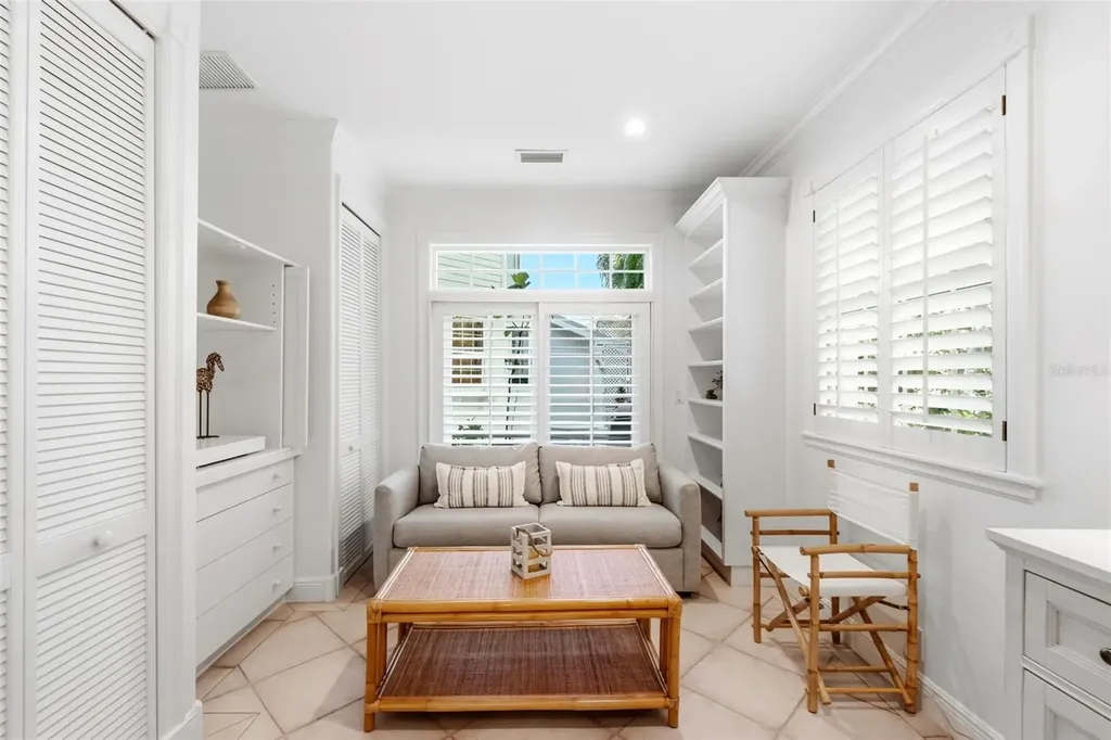 5382 Sandhamn Place Longboat Key FL 34228