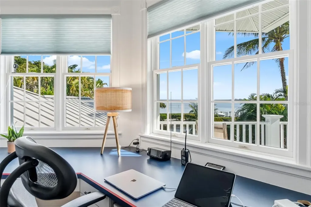 5382 Sandhamn Place Longboat Key FL 34228
