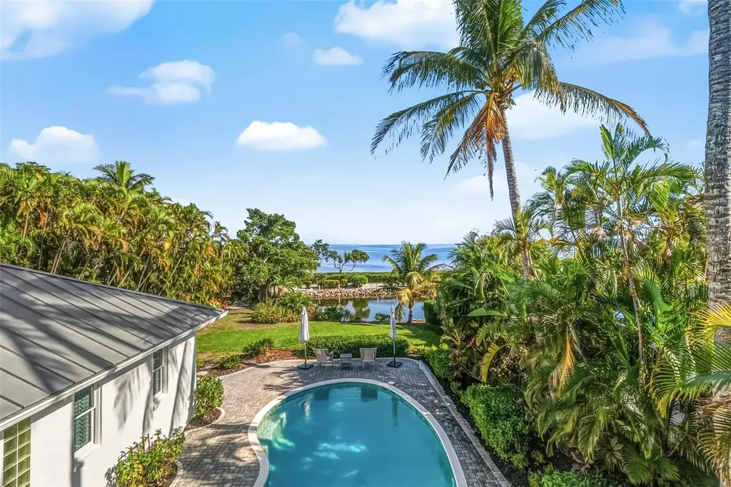 5382 Sandhamn Place Longboat Key FL 34228
