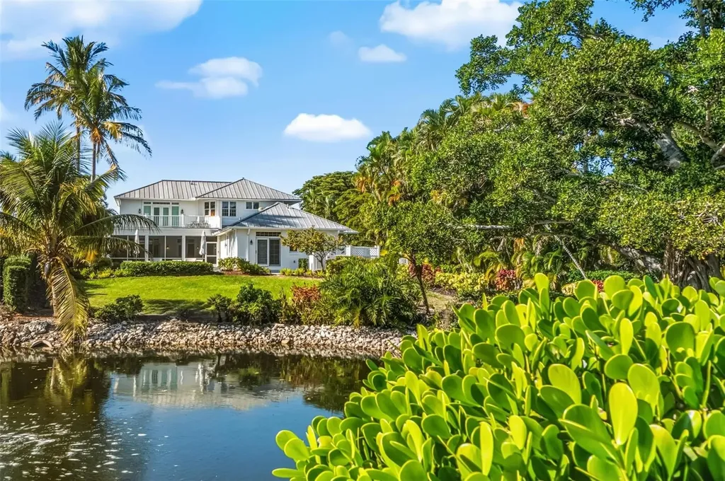 5382 Sandhamn Place Longboat Key FL 34228