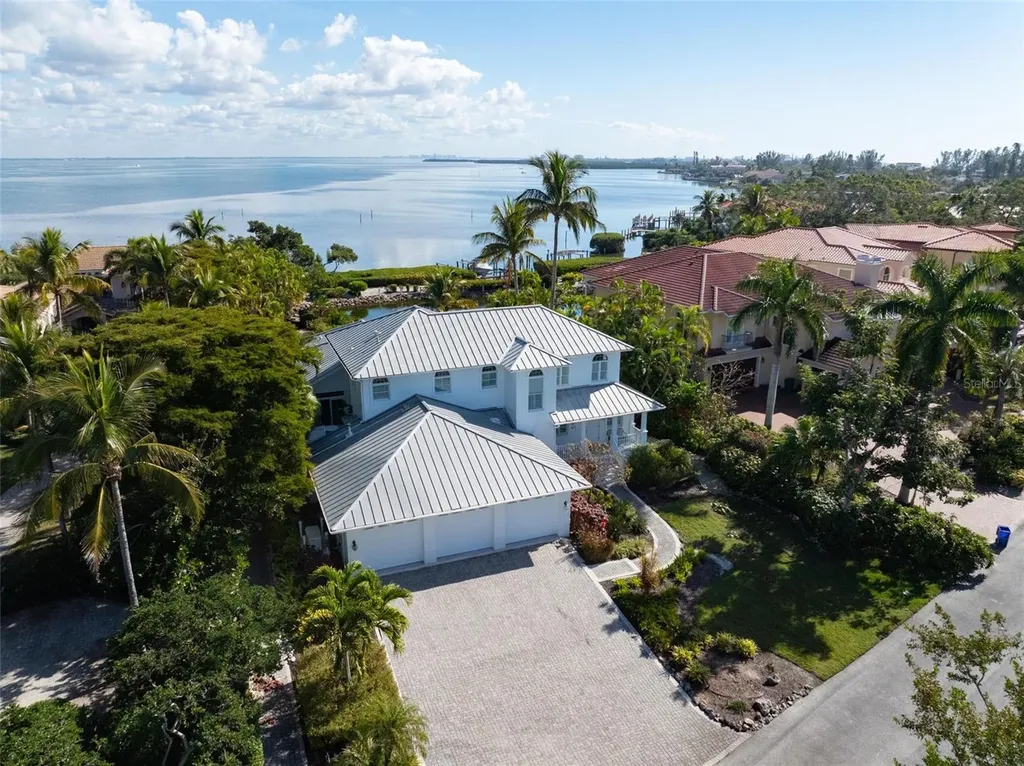 5382 Sandhamn Place Longboat Key FL 34228