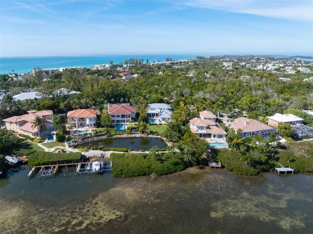 5382 Sandhamn Place Longboat Key FL 34228