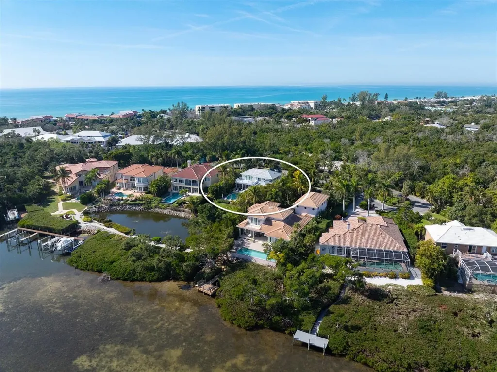 5382 Sandhamn Place Longboat Key FL 34228