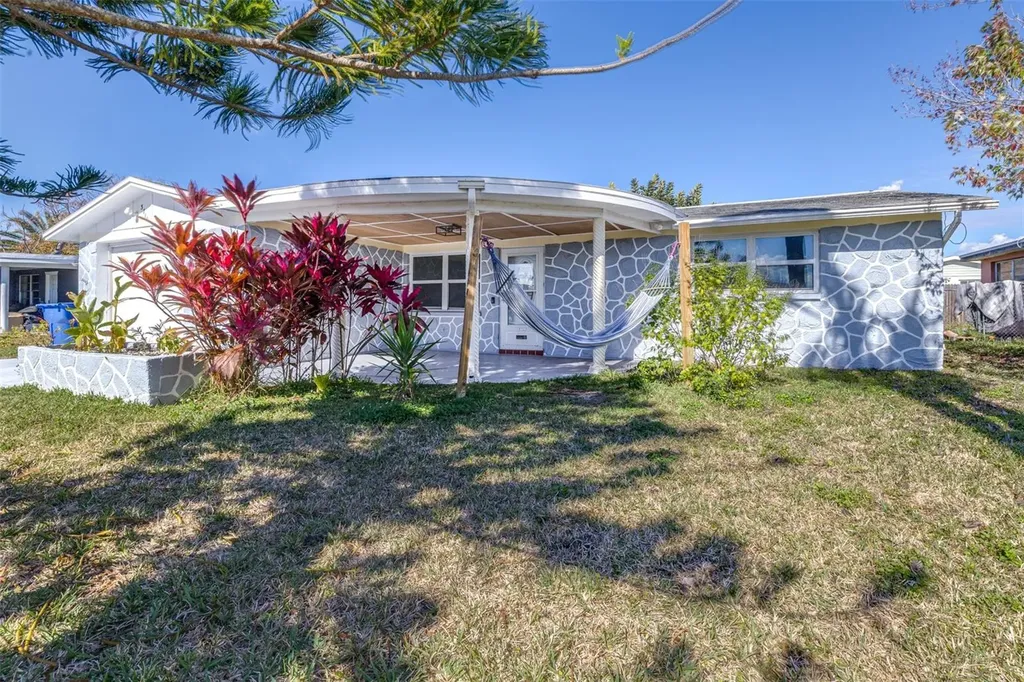 3711 Elmwood Drive Holiday FL 34691
