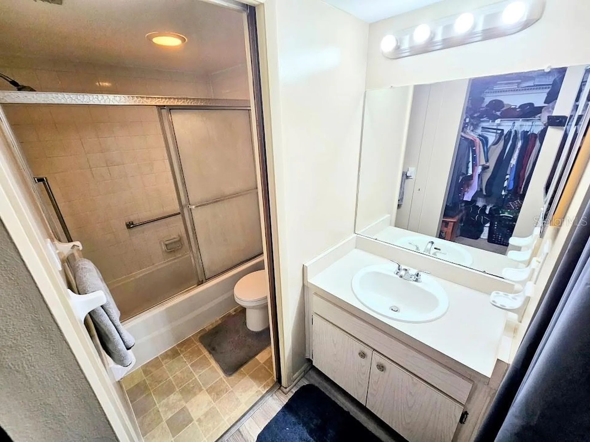 7700 92nd Street Seminole FL 33777