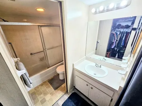 7700 92nd Street Seminole FL 33777