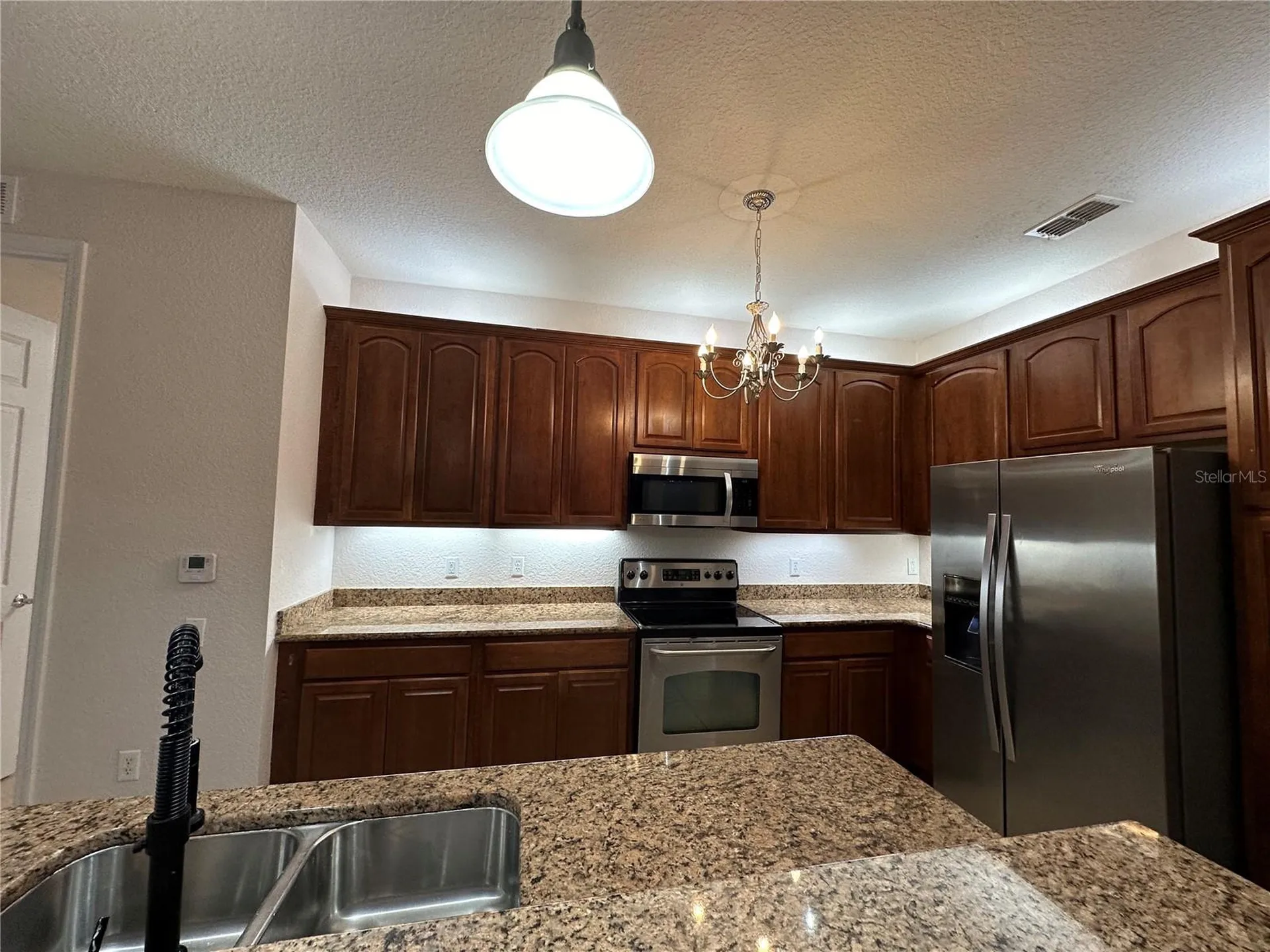 5049 Shoreway Loop Orlando FL 32819