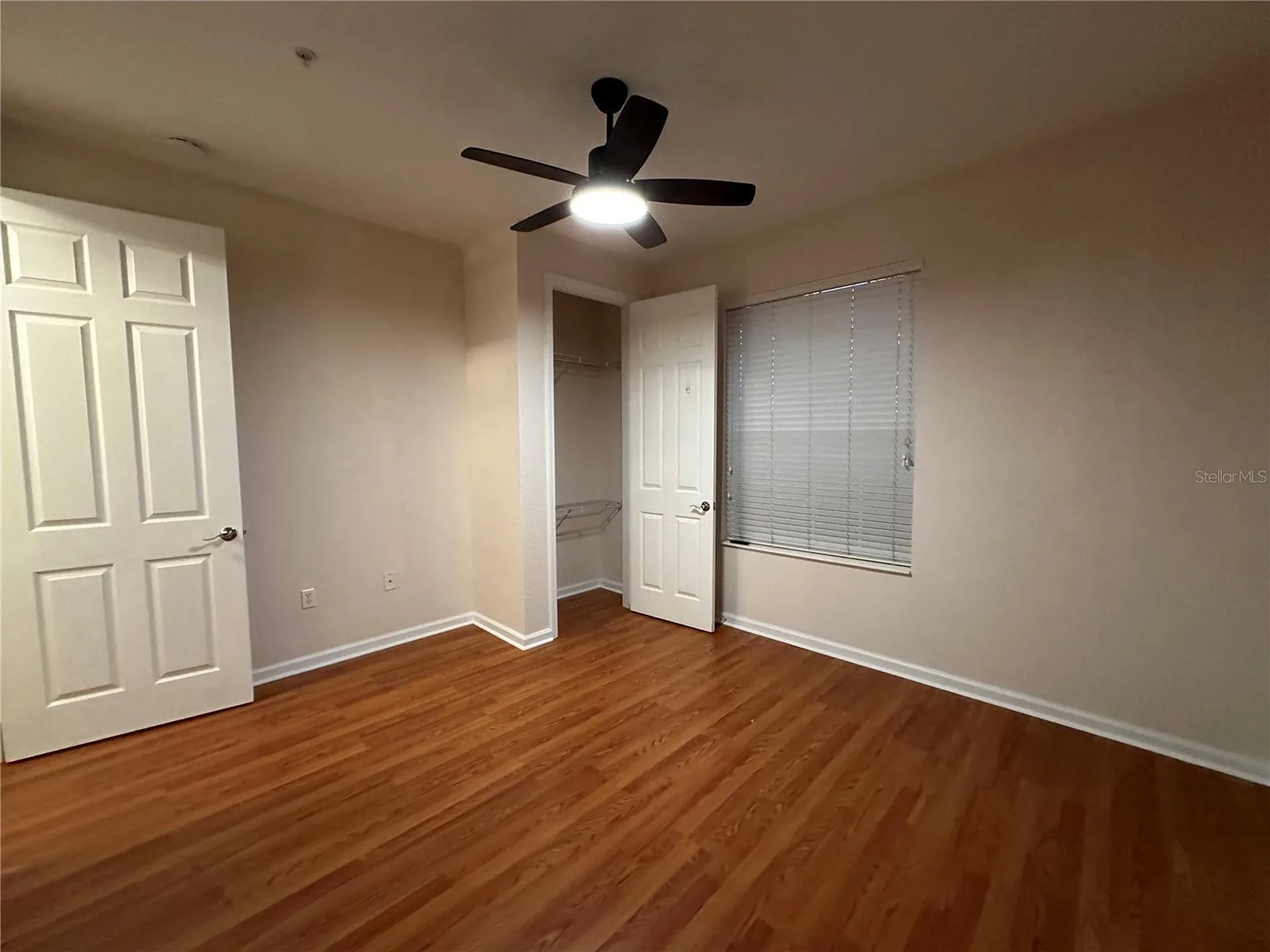5049 Shoreway Loop Orlando FL 32819