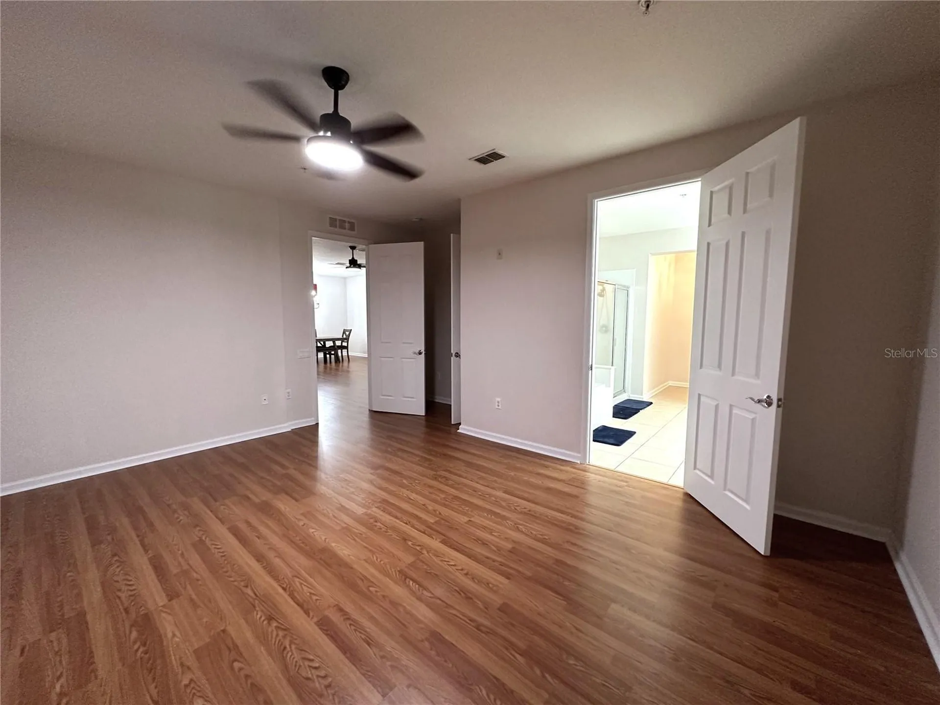 5049 Shoreway Loop Orlando FL 32819