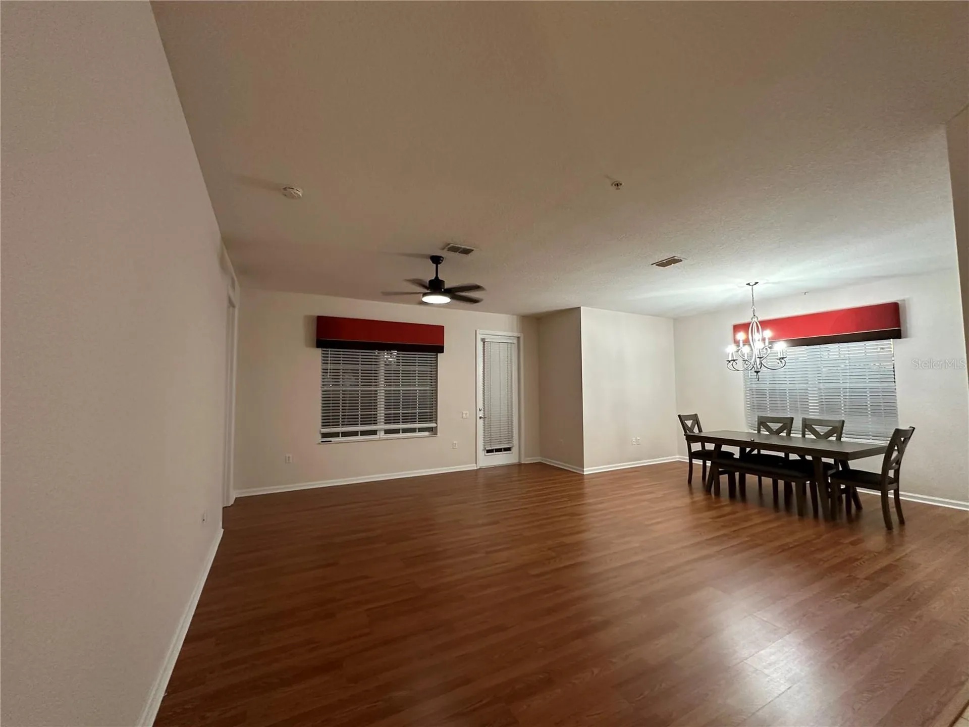 5049 Shoreway Loop Orlando FL 32819