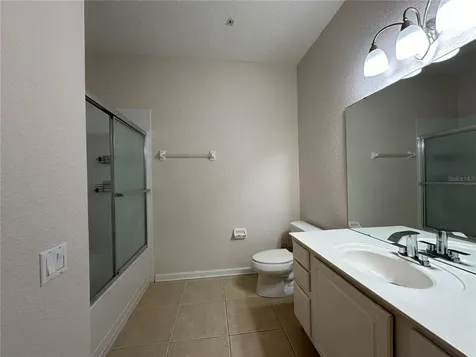 5049 Shoreway Loop Orlando FL 32819