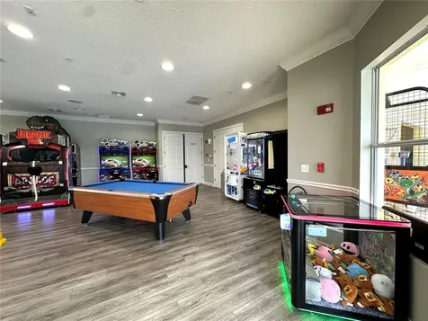 5049 Shoreway Loop Orlando FL 32819