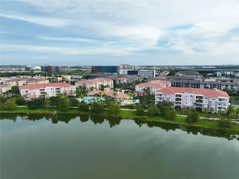 5049 Shoreway Loop Orlando FL 32819