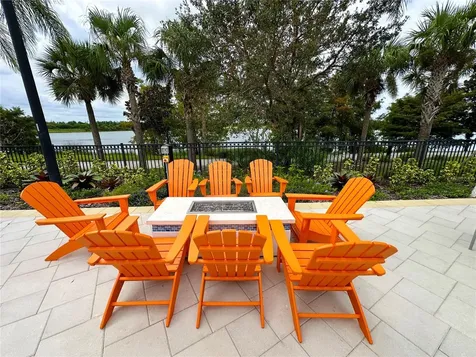 5049 Shoreway Loop Orlando FL 32819