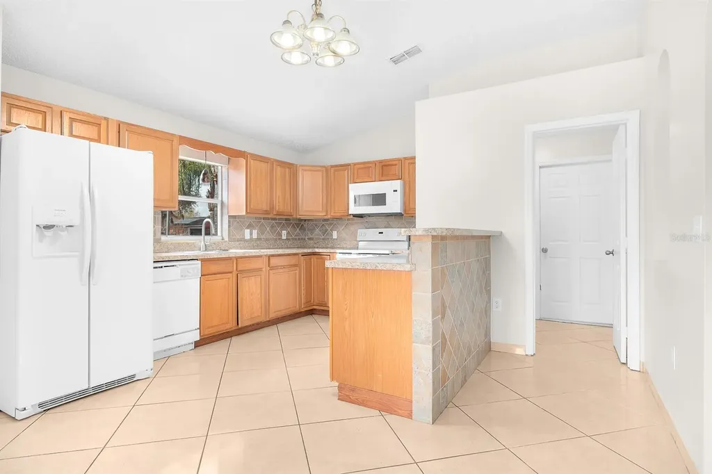 316 Colony Court Kissimmee FL 34758