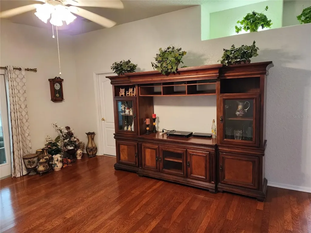 2216 NE 40th Terrace Ocala FL 34470