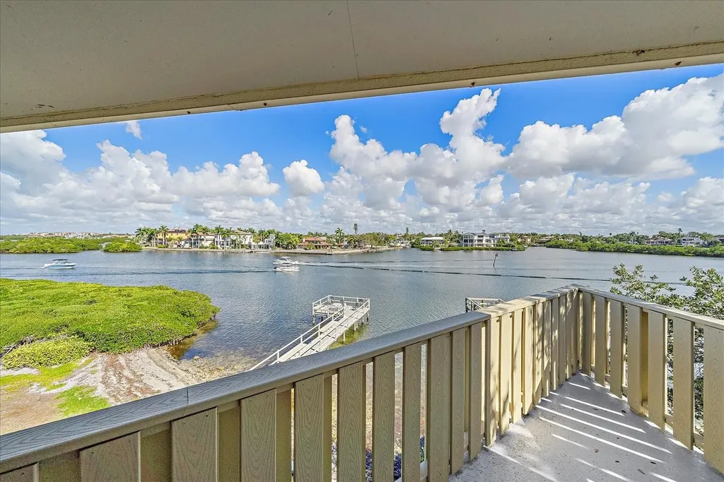 6157 Midnight Pass Road Sarasota FL 34242