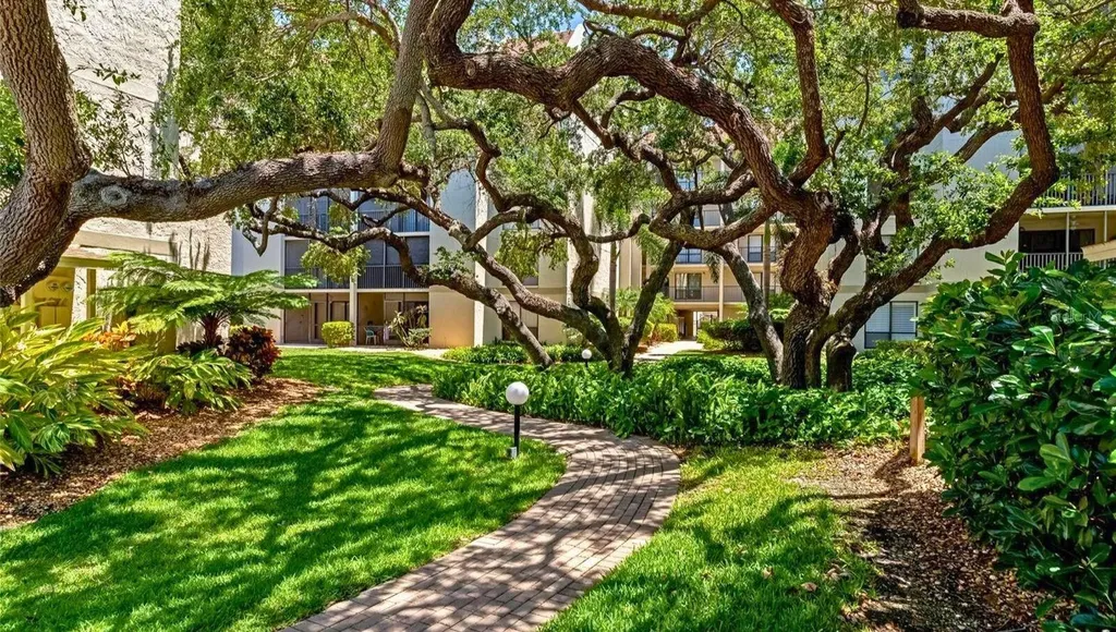 6157 Midnight Pass Road Sarasota FL 34242