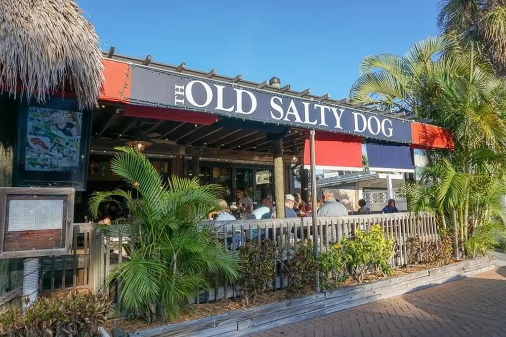 6157 Midnight Pass Road Sarasota FL 34242