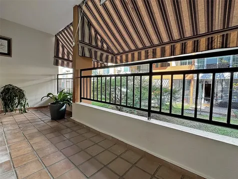 Cond Valles De Torrimar Boulevard Pedro Fullana Virella Guaynabo PR 00966