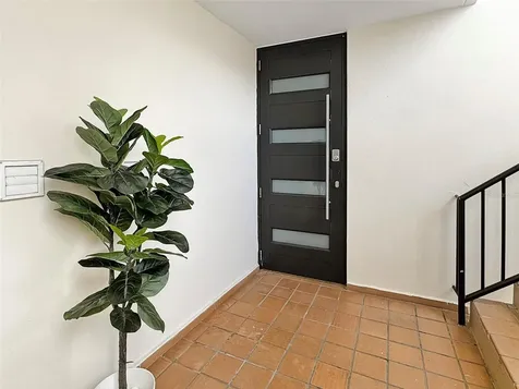 Cond Valles De Torrimar Boulevard Pedro Fullana Virella Guaynabo PR 00966