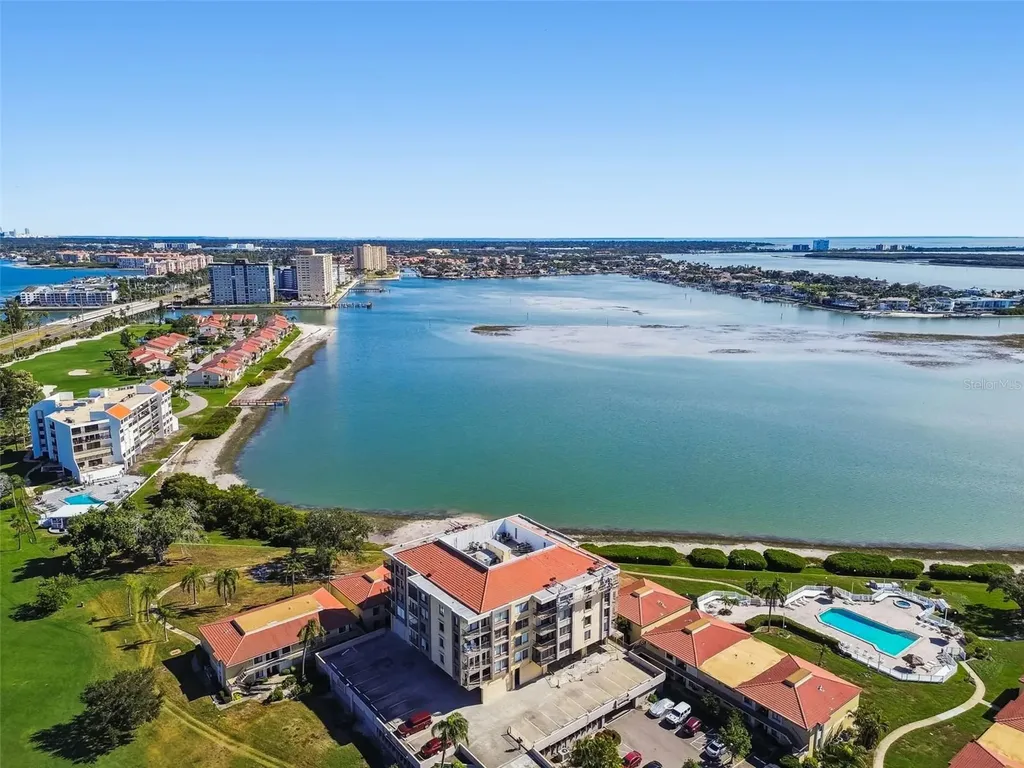 6104 Palma Del Mar Boulevard S St Petersburg FL 33715